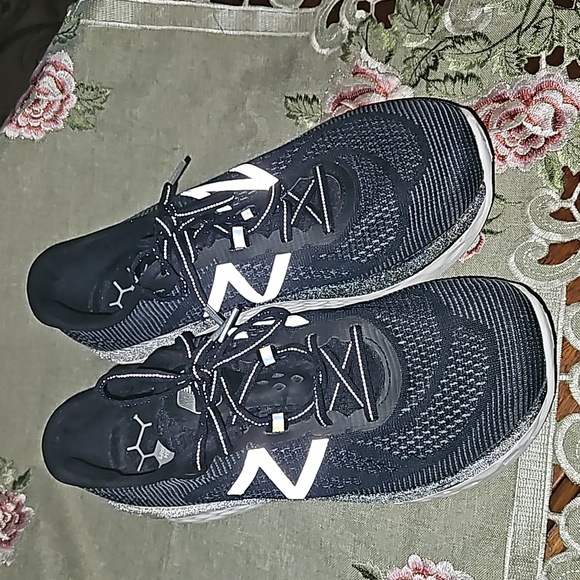 Men's New Balance fresh to sneakers - Picture 2 of 8